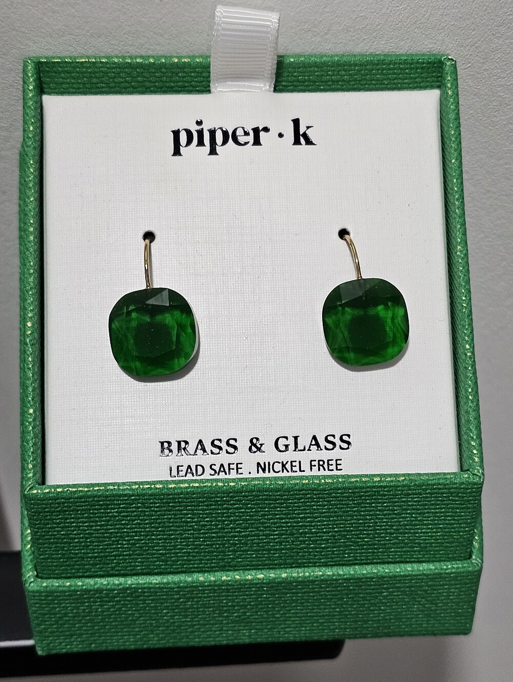 NIB Piper K Glass Earrings